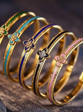 不锈钢简约女女高级感不掉色饰品长城四叶草带钻钛钢手镯