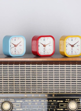 |送电池|日本dulton金属迷你静音小闹钟石英台起床头学生叫醒扫秒