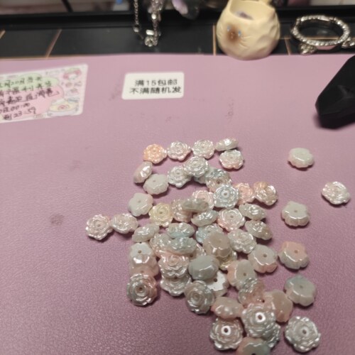 （满15元包邮）23g月100个双色中孔玫瑰花48-013