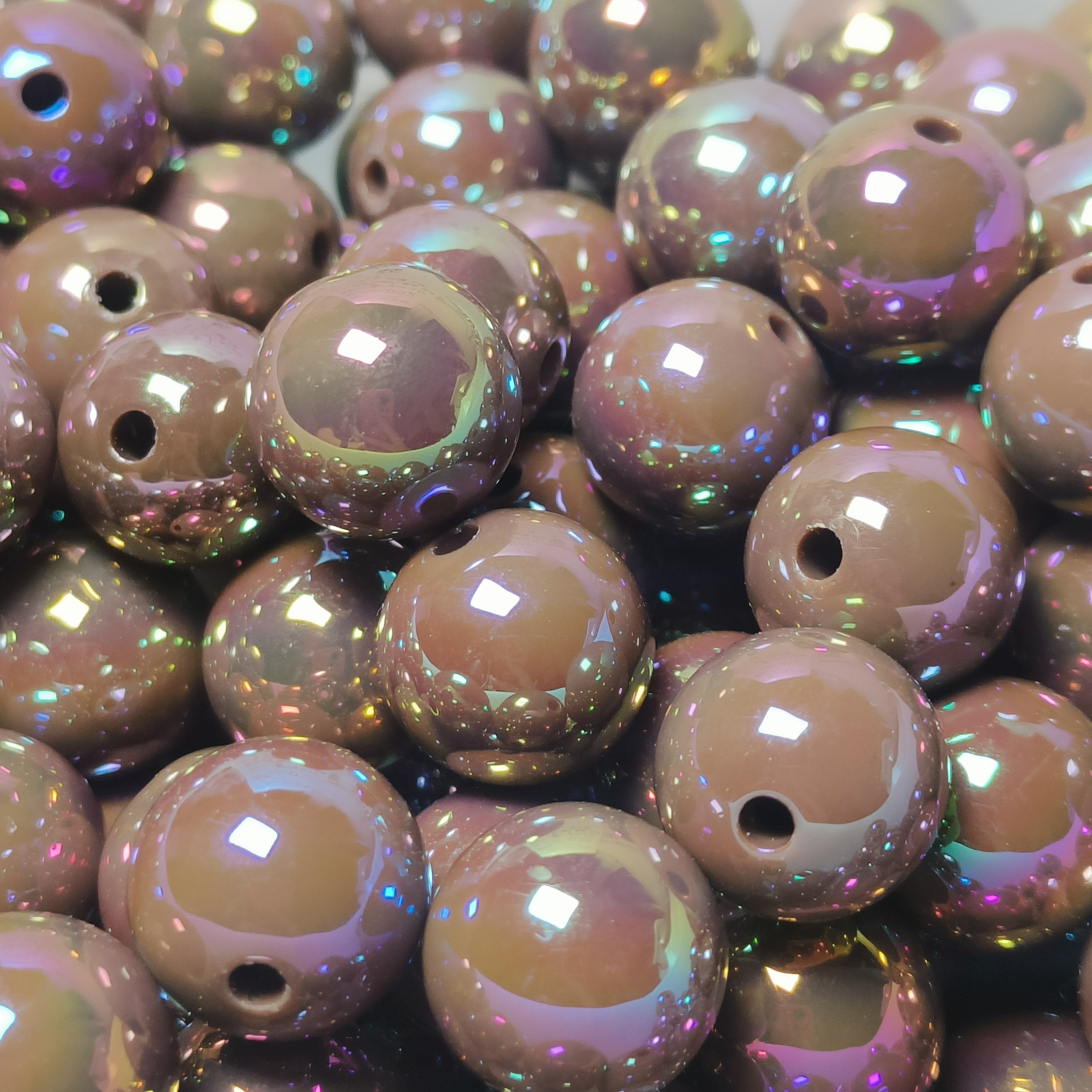 （9.9元包邮）76-032卡16陈明咖色七彩贝壳圆珠20颗