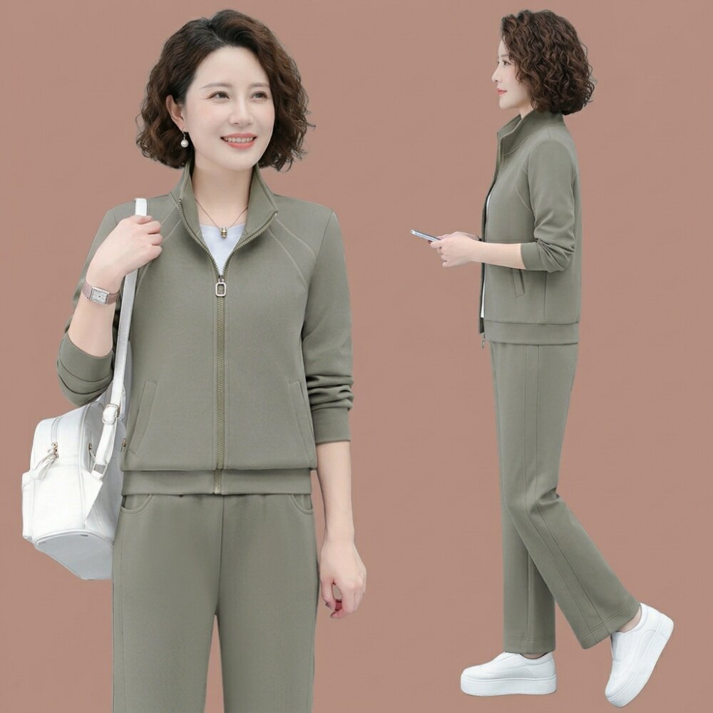 衣服女中年妈妈显年轻春装套装2026新款宽松运动服春季女款三件套