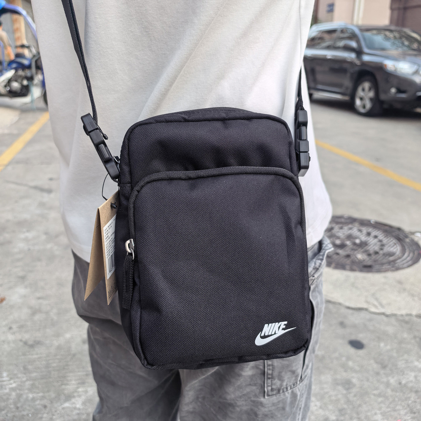 nike耐克新款挎包男斜跨单肩包女运动休闲男士小包潮牌男生手机包