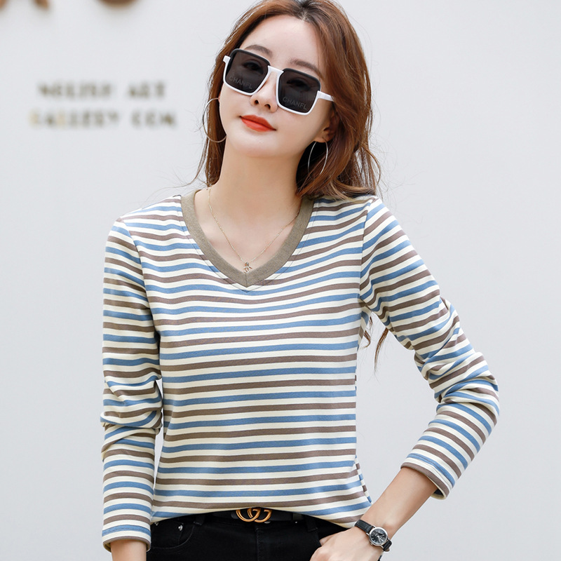 纯棉长袖t恤女春秋大码宽松打底衫外穿V领时尚洋气韩版上衣体恤衫