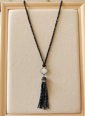 Choker黑尖晶石贝壳镶钻毛衣链