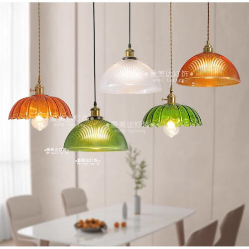 侘寂风餐厅吧台玻璃吊灯