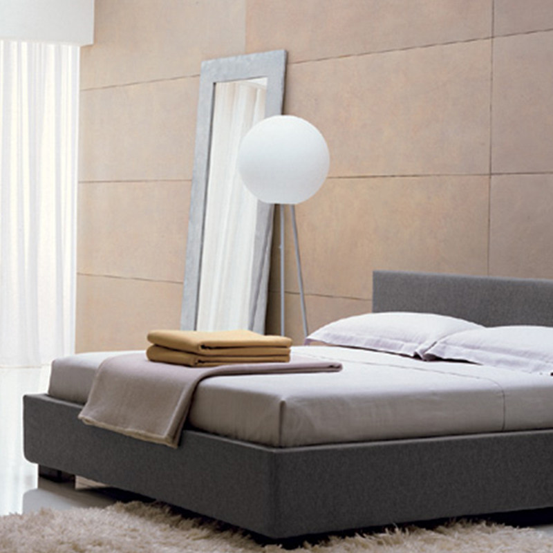 意大利原装进口Fontana Arte Prima Signora白色口吹玻璃落地灯