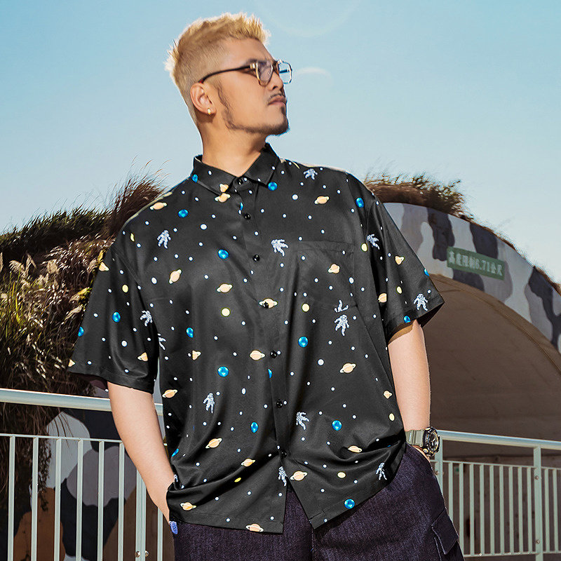 大码潮牌男装加肥加大码街头休闲风夏季满印宇宙星空印花短袖衬衫