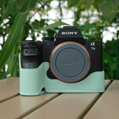 适合于索尼A7II保护套 A7RII A7R3相机包 A7M2 A7M3皮套底座 - 封面