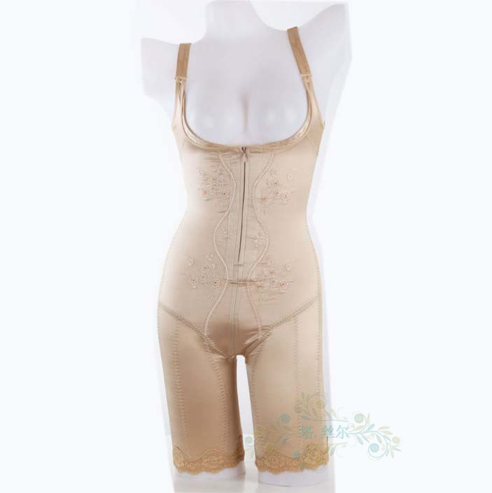 Sous-vêtement minceur luxueux en nylon - Ref 709208 Image 4