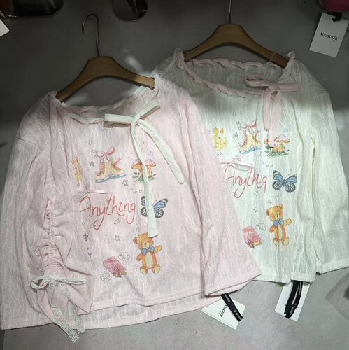 一字肩卡通印花长袖T恤女宽松