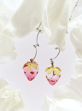 项链creemaminne工作室草莓