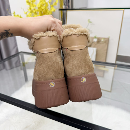 真皮羊羔毛棋盘格保暖女短靴