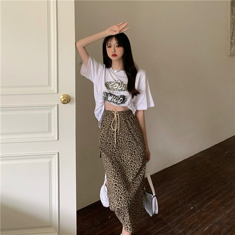 Real price 2021 summer fried street fashion printed Short Sleeve Top + high waist Leopard Print Skirt