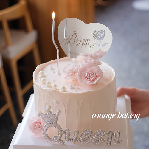 女神女王妇女节烘焙蛋糕装饰插件网红珍珠Queen蝴蝶结山茶花镜子