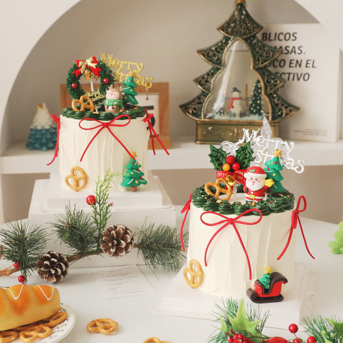 包邮圣诞节圣诞老人软胶Christmas蛋糕装饰摆件冬青叶丝带圈装扮