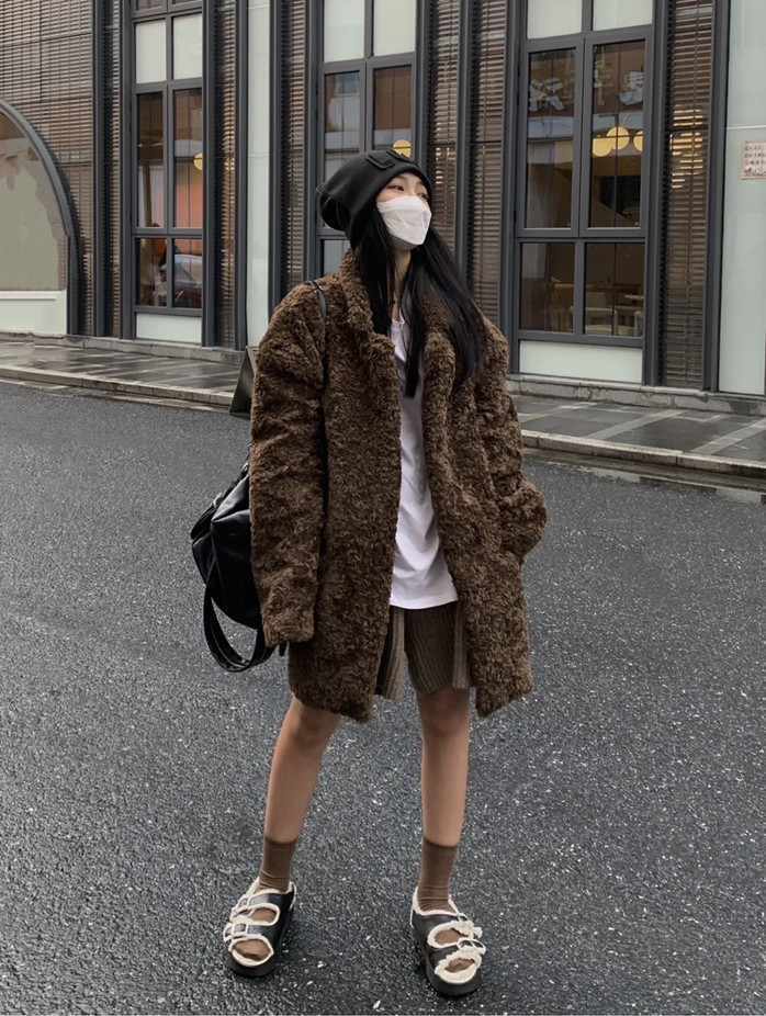 羊羔毛外套女秋冬小香风宽松加厚保暧毛毛绒中长款环保皮草大衣女