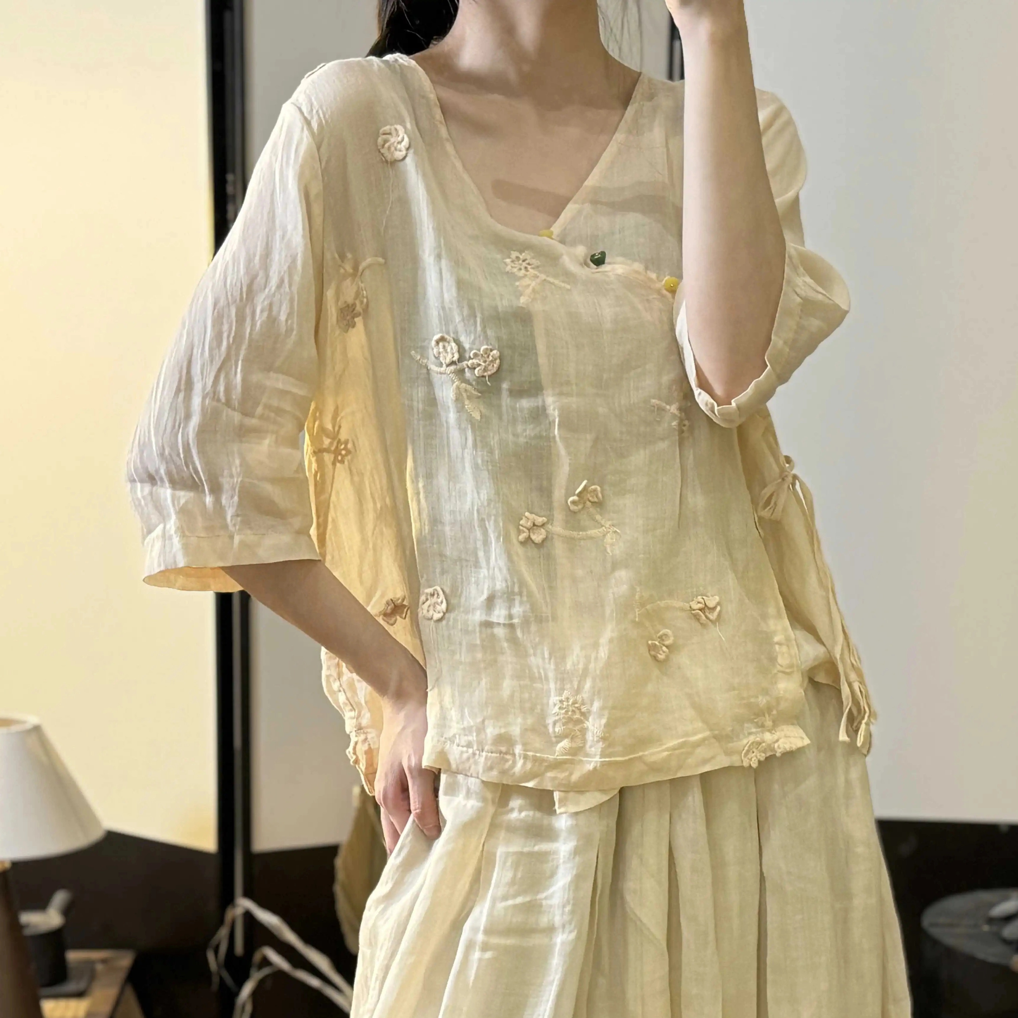 纯苎麻短袖上衣女短款刺绣斜门襟手工立体花文艺衬衫夏季棉麻小衫
