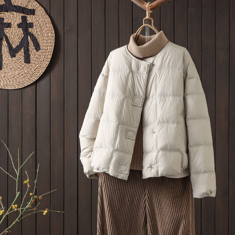 女款时尚百搭通勤羽绒服