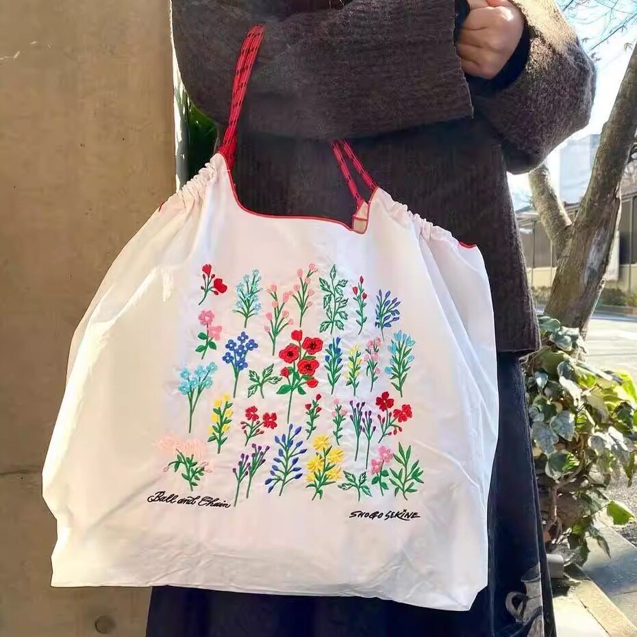日本代购ballchain高圆圆同款刺绣花草购物袋帆布包女单肩通勤包