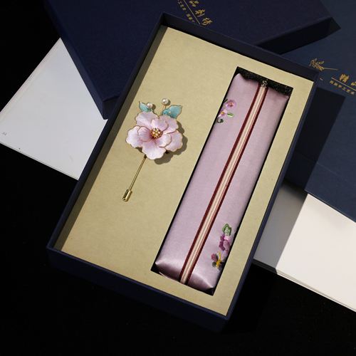 苏州非遗手工真丝笔袋绒花胸针送妈妈教师节汉服旗袍配饰国风礼品