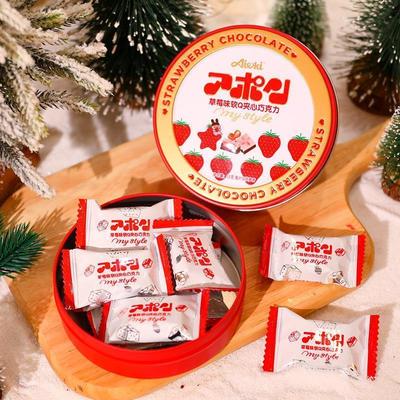 Christmas snacks, candies, boxed chocolates  圣诞节巧克力