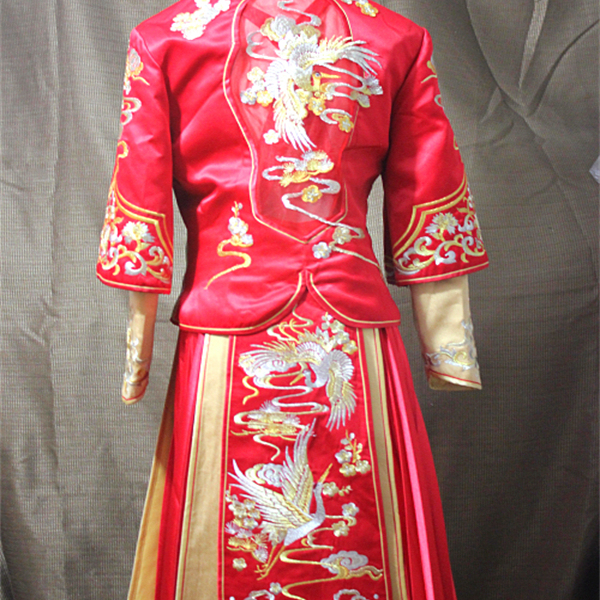 包邮二手婚纱礼服红中式传统秀禾打折清仓特价满绣古装摄影服嫁衣