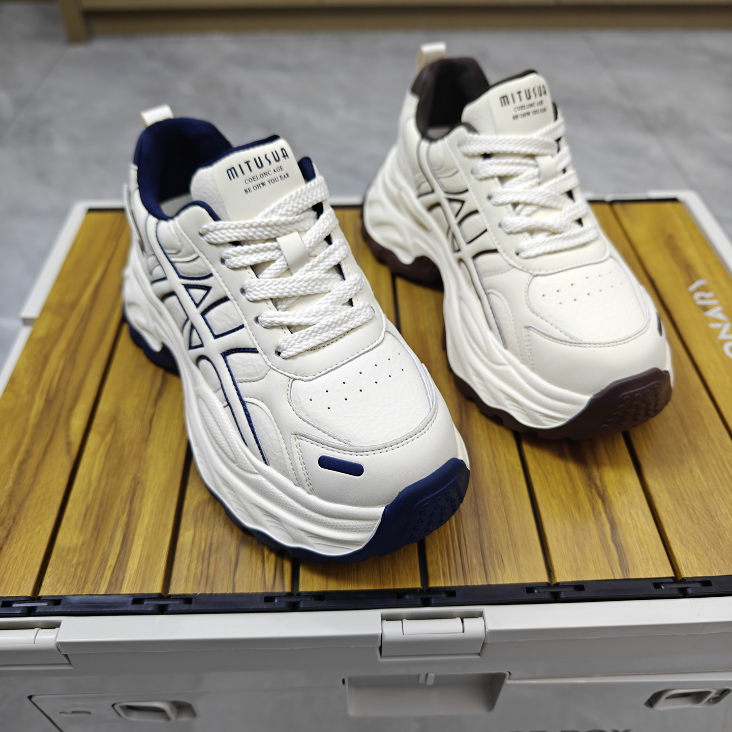 真皮小个子增高超轻便小白老爹鞋