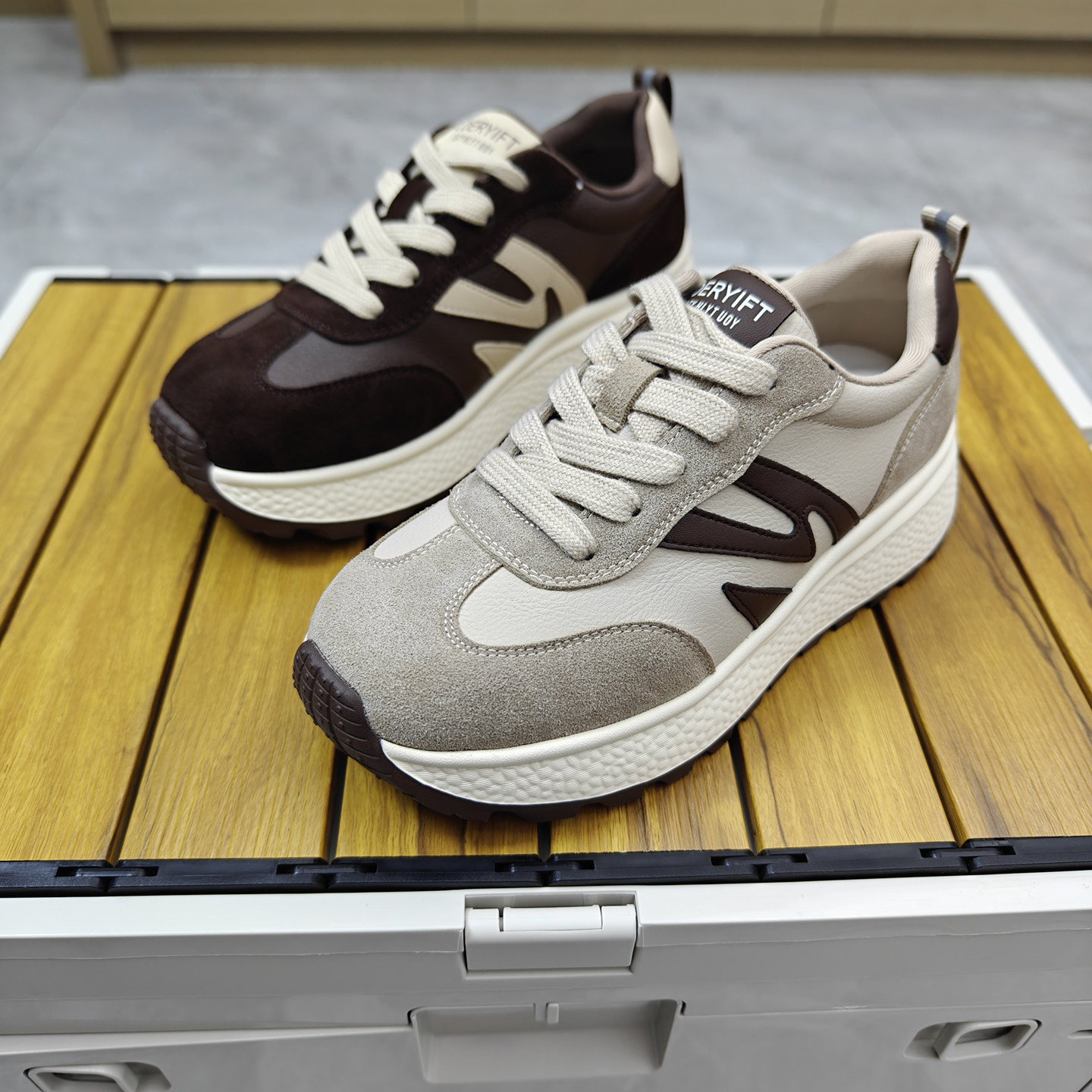 真皮厚底德训鞋女2025新款百搭系带增高老爹鞋超轻便运动休闲女鞋