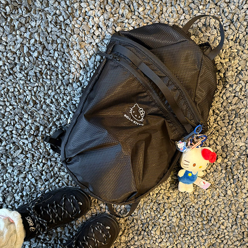 大容量萌双肩包hellokitty背包