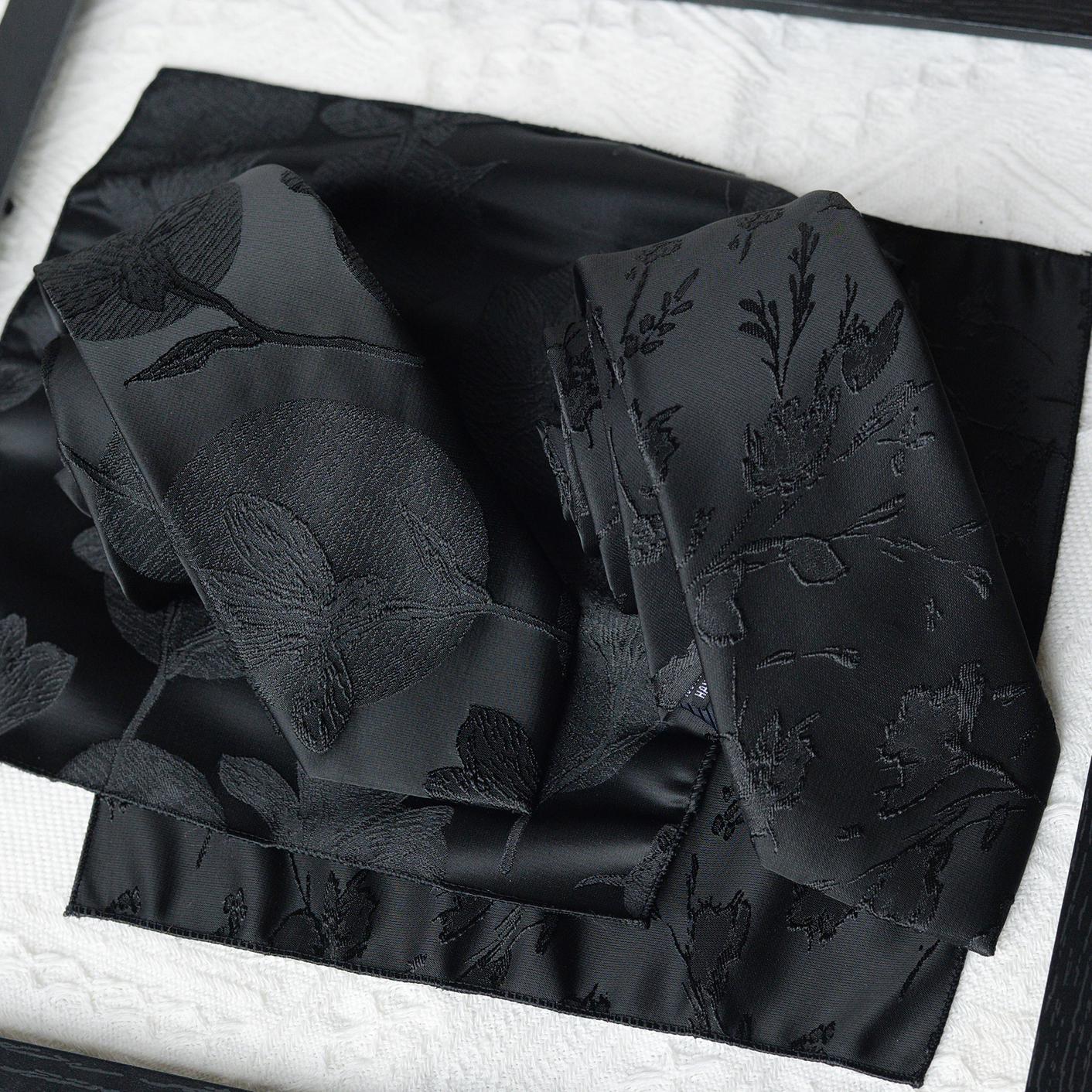 立体花纹手打领带黑色复古百搭奢华高级感西装衬衫女男文艺年轻潮