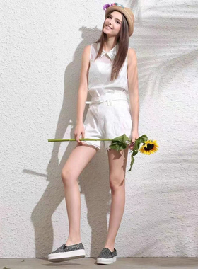 SELFWHO奶油白色短裤女2024新款夏季高腰a字显瘦小个子宽松休闲裤