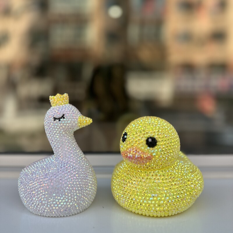 发光变色圣诞节小礼物鸭子