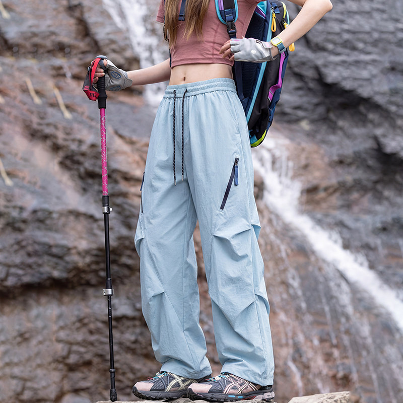 夏季薄款冰丝冲锋裤女2026新款防晒伞兵工装裤户外登山运动速干裤