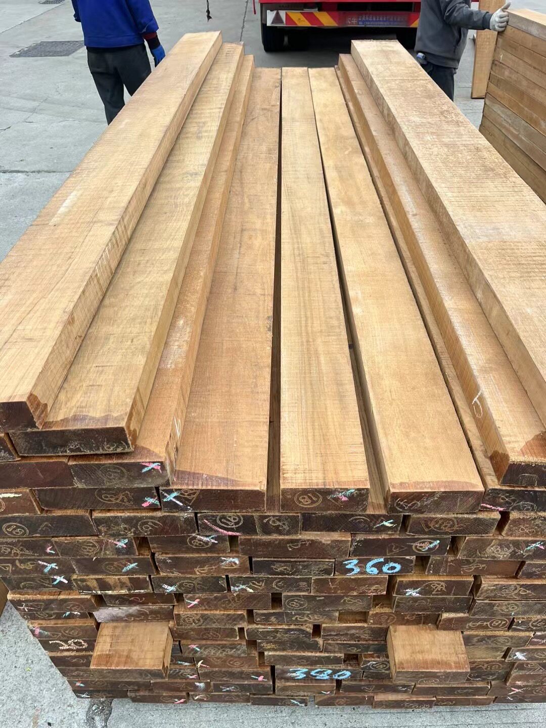 缅甸柚木纯实木毛料家具材全屋定制Diy木料板包邮木质地板托盘料