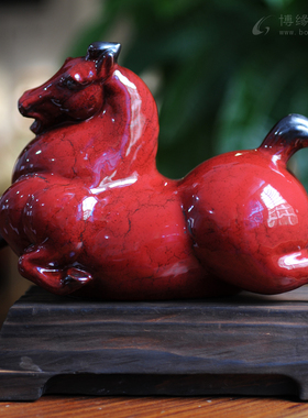 德化陶瓷马踏飞燕摆件