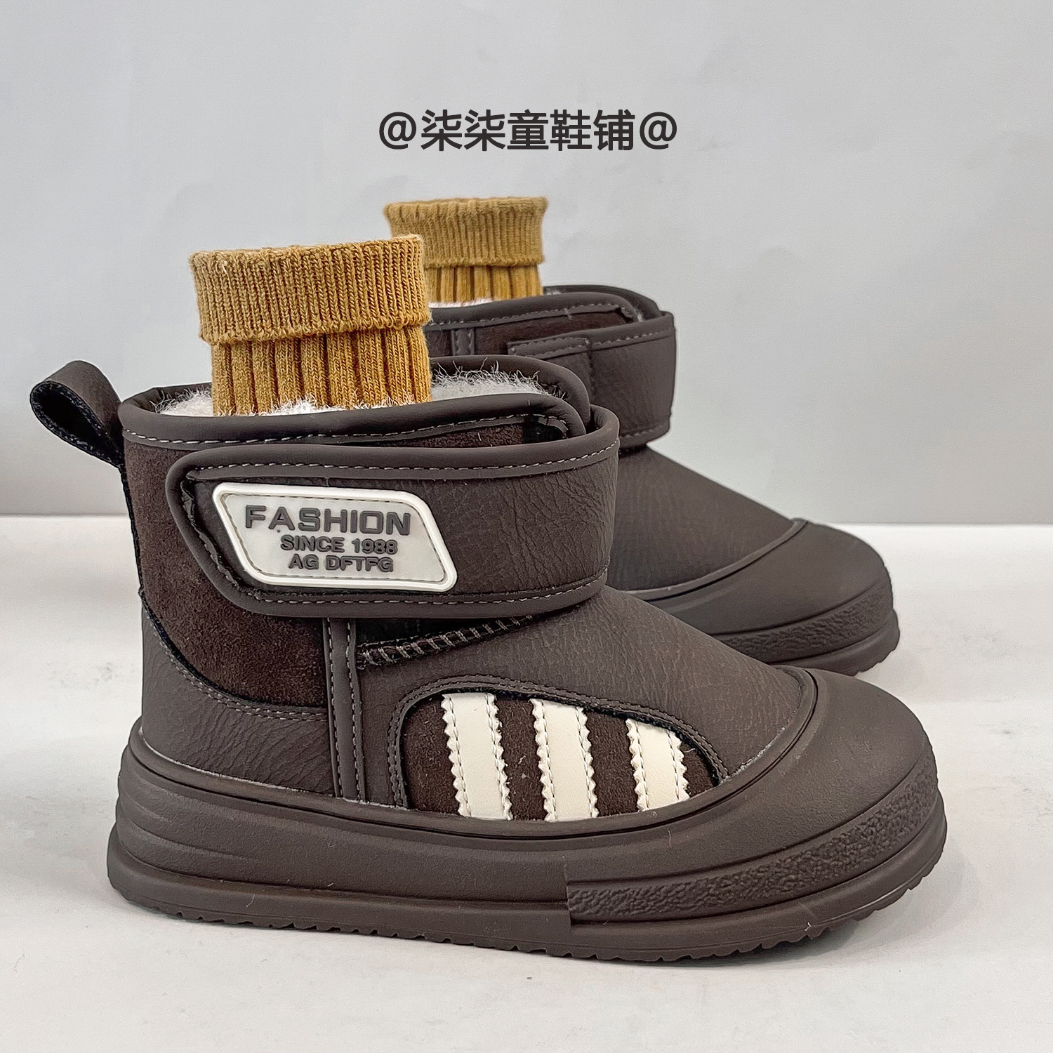 小二推荐官网儿童雪地靴皮靴棉靴