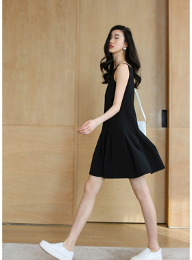 无有无印黑色醋酸舒适透气蓬蓬短款显瘦无袖连衣裙24004