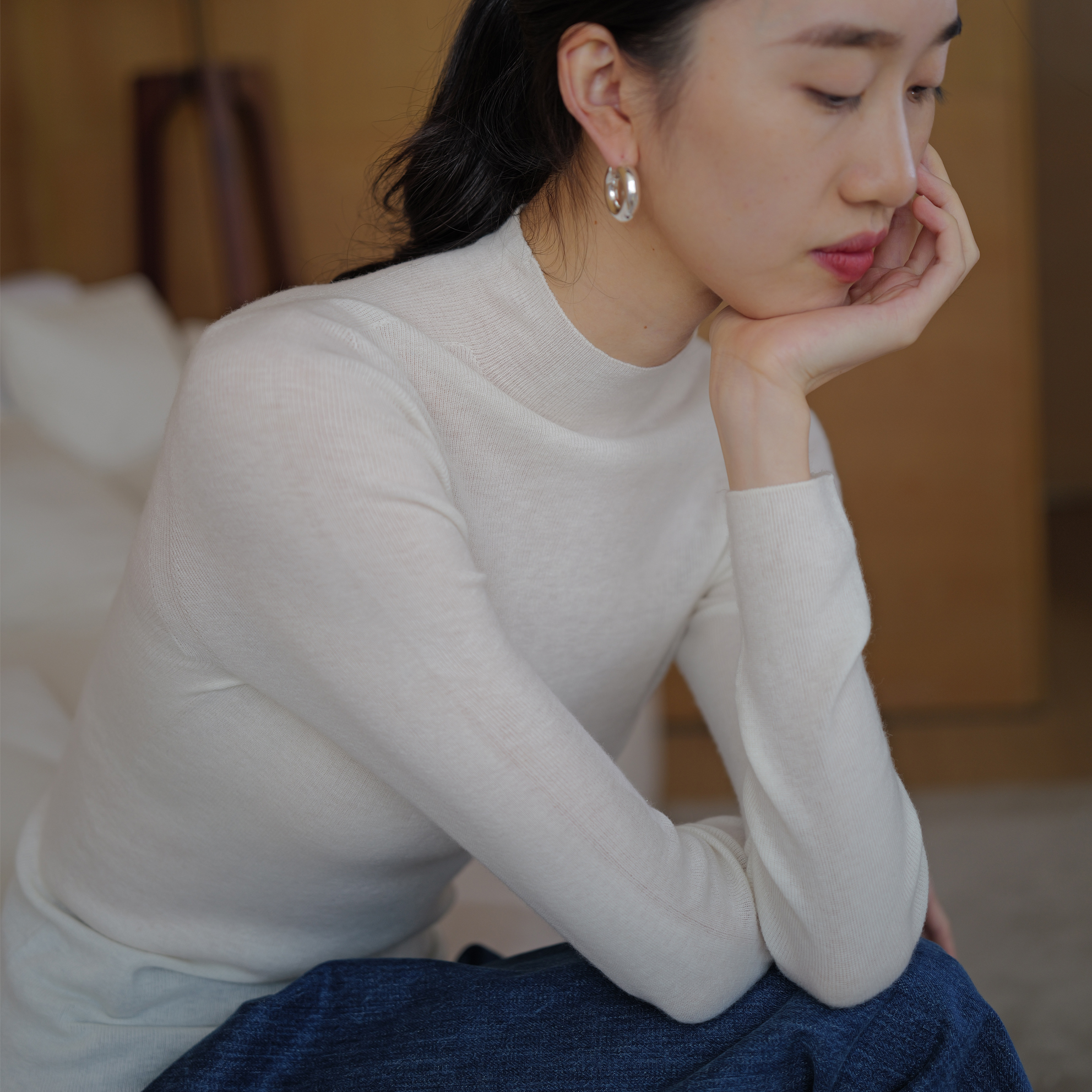 无有无印四色羊绒真丝混纺半高领长袖修身打底针织衫M25177