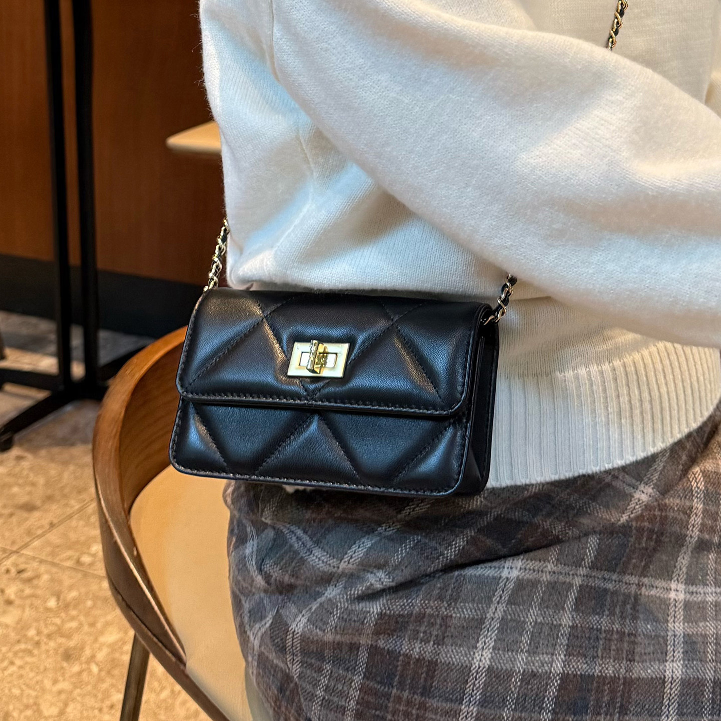 手机包真皮小香风迷你小包高级感菱格单肩斜跨包羊皮链条小方包女,箱包皮具/热销女包/男包,小方包,淘宝优惠券,粉丝福利购,淘宝优惠卷