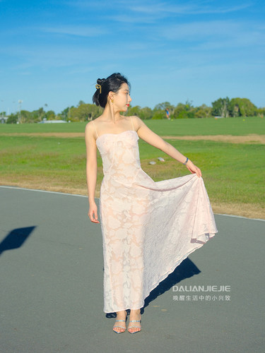 脸姐【印花透感】长款吊带连衣裙夏季时尚大气大摆裙高级感晚礼服