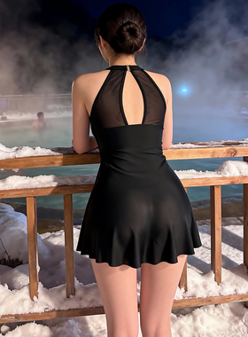 DaLian 泡温泉*无裆方便超心机超短连体泳衣女显瘦遮肚黑裙式泳装