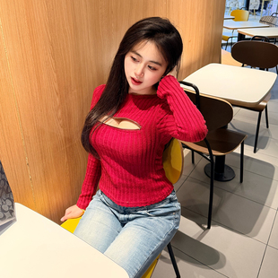 DaLian 小性感*拉链镂空圆领针织衫女春秋显白短款长袖打底红上衣