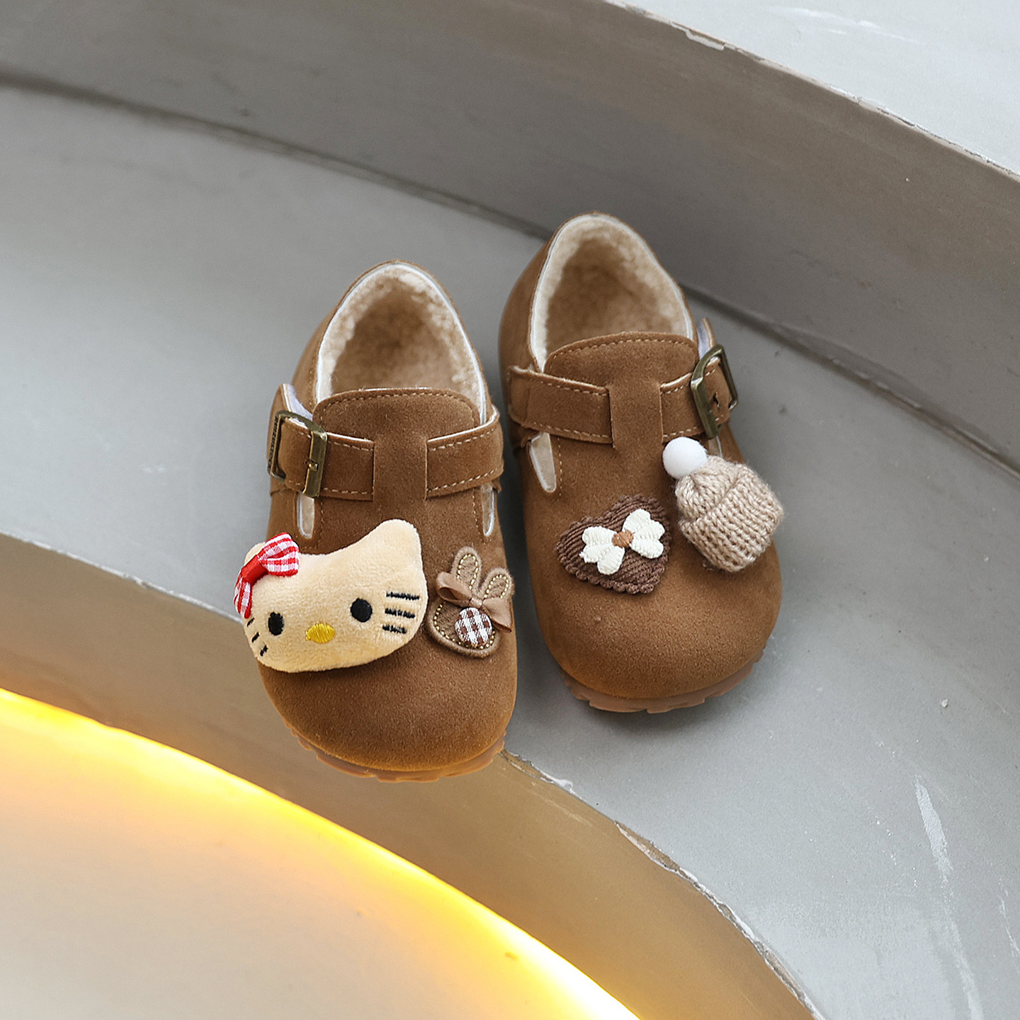 女童时尚卡通加绒勃肯鞋2025冬季新款女孩保暖加厚棉鞋软底豆豆鞋,童鞋/婴儿鞋/亲子鞋,皮鞋,淘宝优惠券,粉丝福利购,淘宝优惠卷