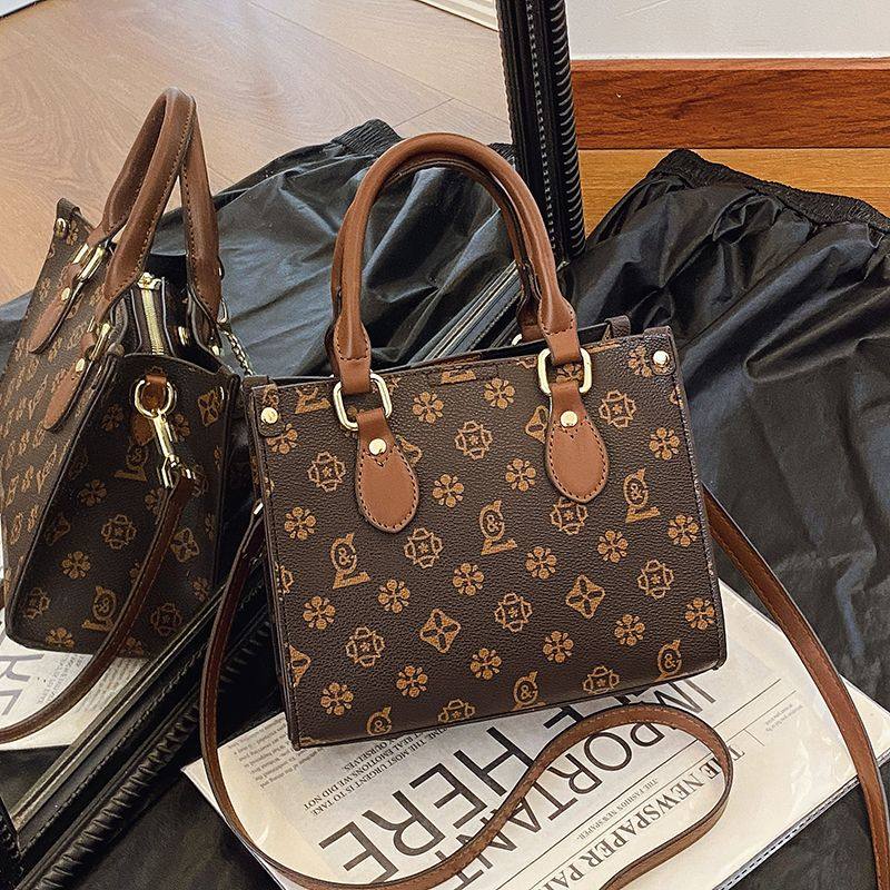 欧美时尚印花小方包女手提包高级感百搭斜挎包棕色,箱包皮具/热销女包/男包,小方包,淘宝优惠券,粉丝福利购,淘宝优惠卷