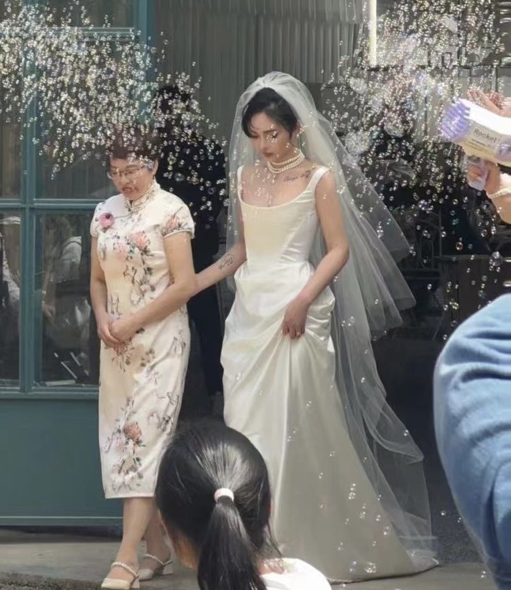 帝凡饰品中长款高透韩国纱双层素纱新娘结婚婚礼影楼跟妆蓬松硬纱