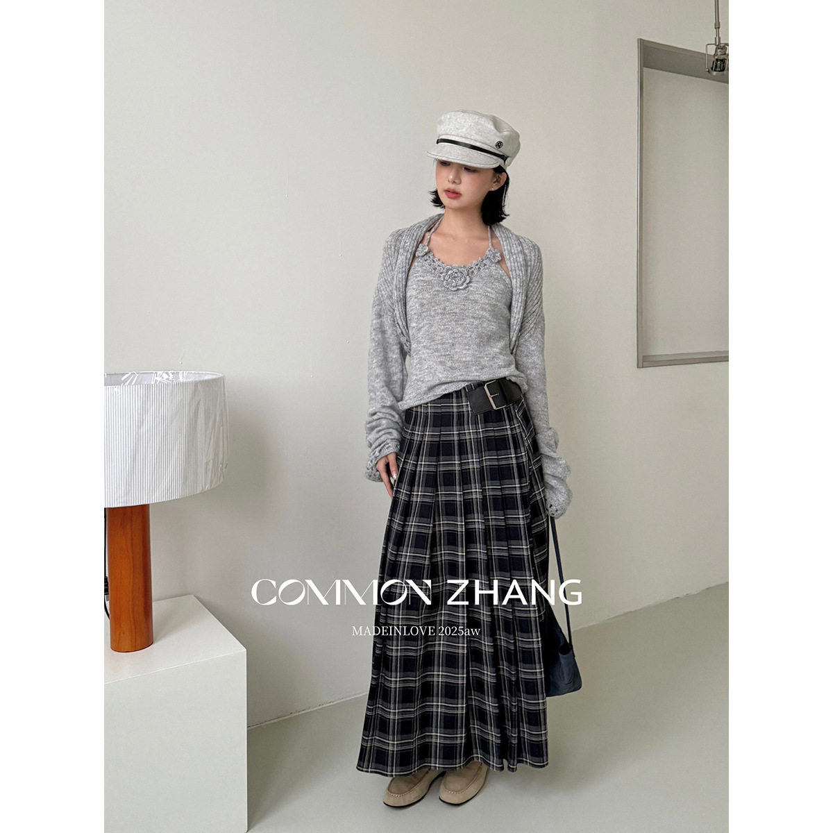 CZ ZHANG秋名媛风V领织花挂脖小吊带针织开衫女士两件套B35252