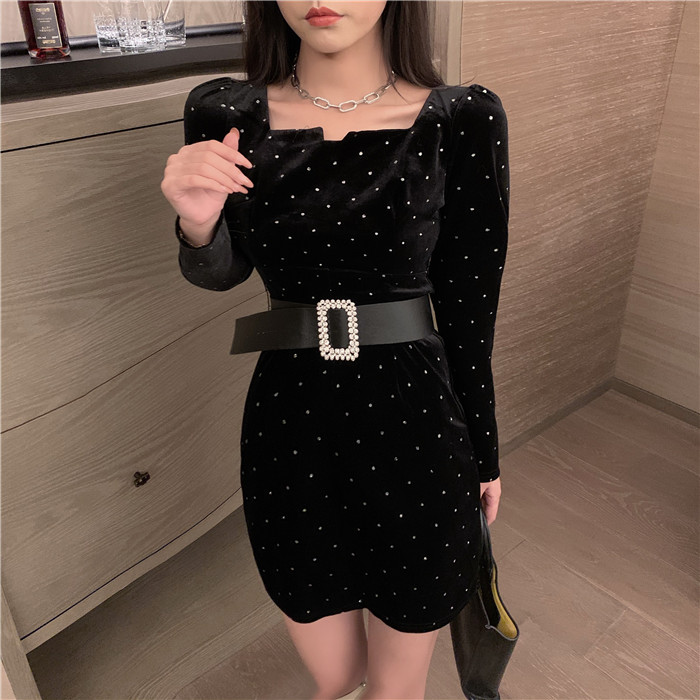 Real shot Vintage Hepburn style black velvet square collar long slim dress annual meeting dress