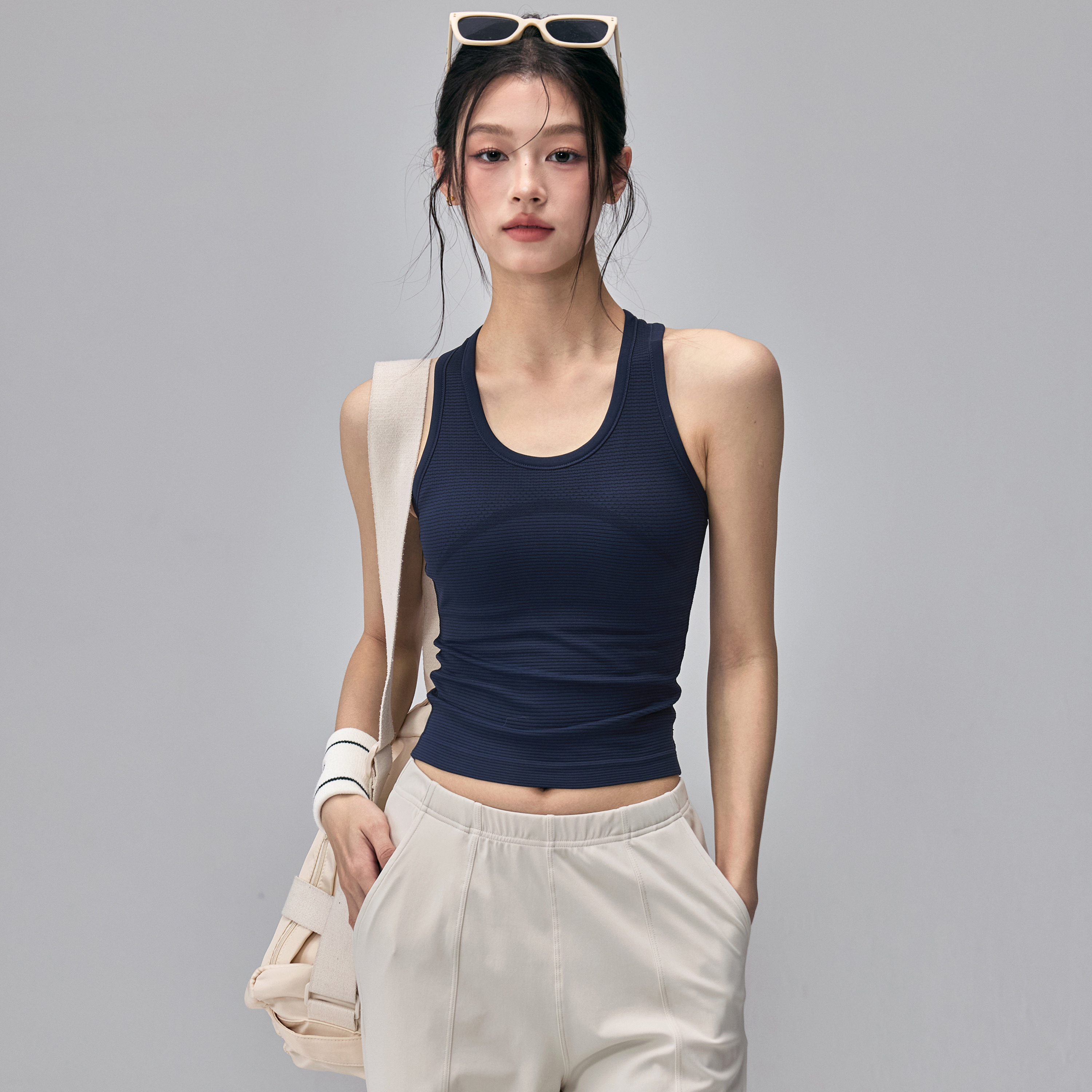 健身女孩一体式运动背心速干防震跑步训练文胸外穿美背瑜伽背心