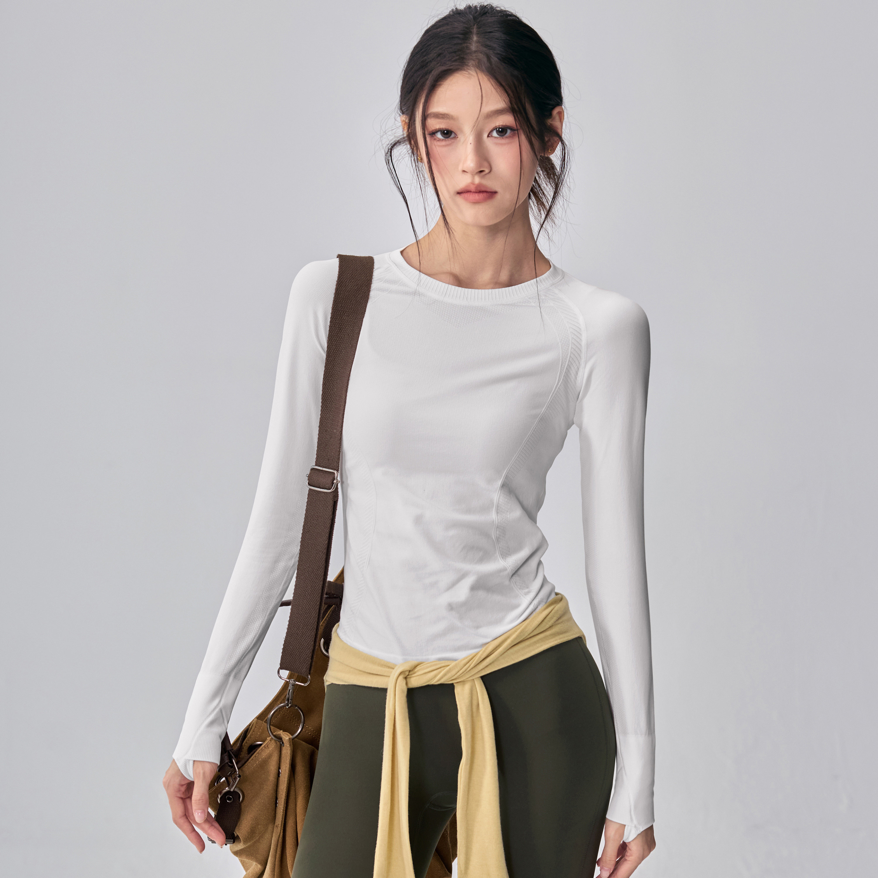 健身女孩速干修身瑜伽服长袖显瘦普拉提训练专业跑步运动上衣秋冬