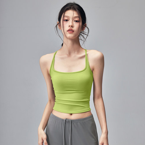健身女孩带胸垫美背速干瑜伽背心